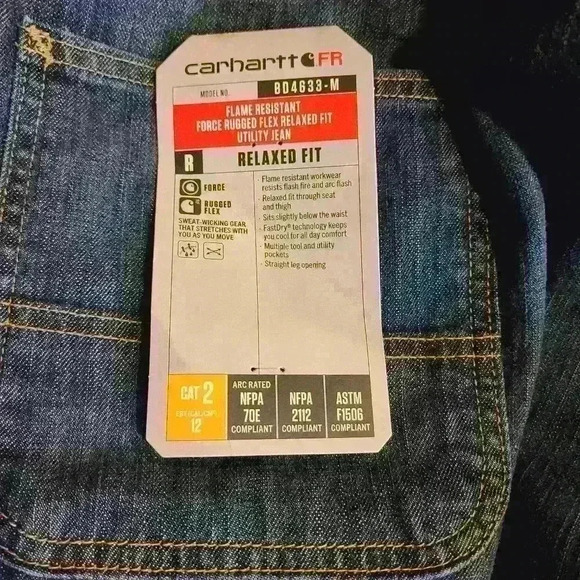 Carhartt FR Jean's Men's Relaxed Fit - Picture 2 of 4